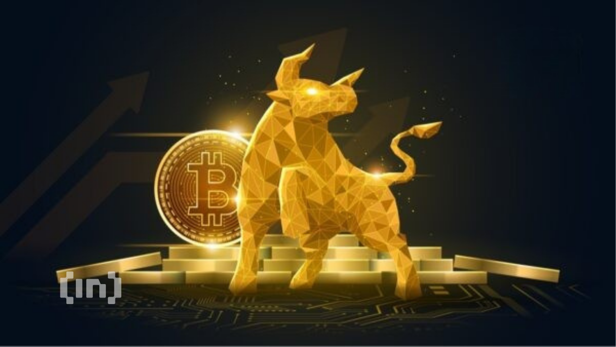 88% Chance of Rate Cut: Why Is Bitcoin Crashing While Silver Soars?