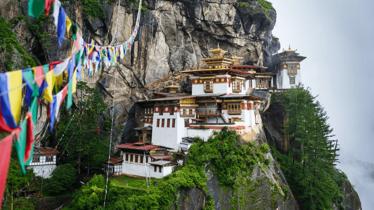 Bhutan Offloads 738 Bitcoin Worth $44.88M as Sovereign Drawdown Meets a $60K BTC